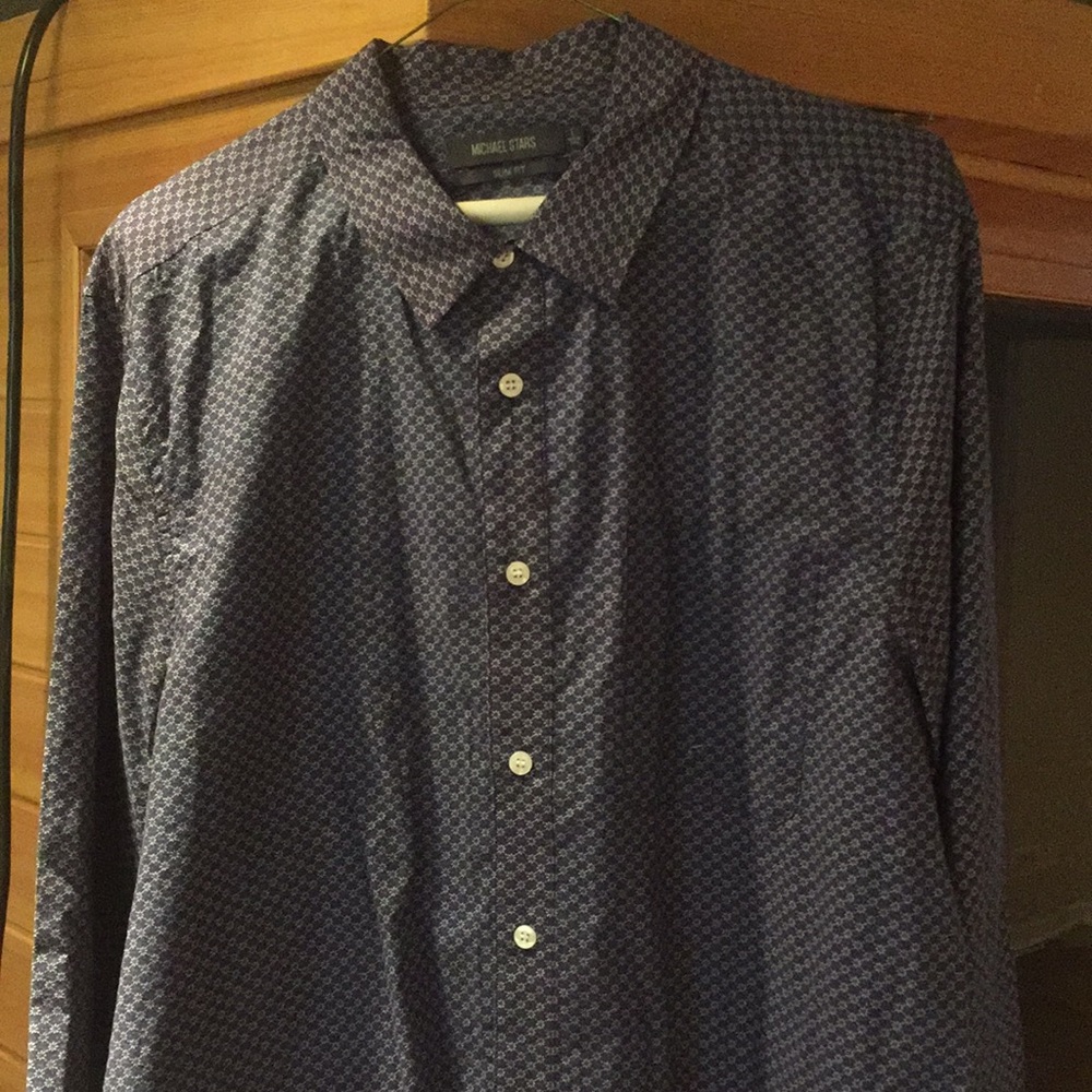 Blue button down shirt (patterned)